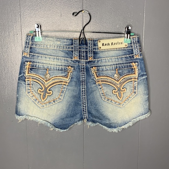 ROCK REVIVAL: Allegra Easy Flap Pocket Jean Shorts Size 27 - Picture 11 of 13